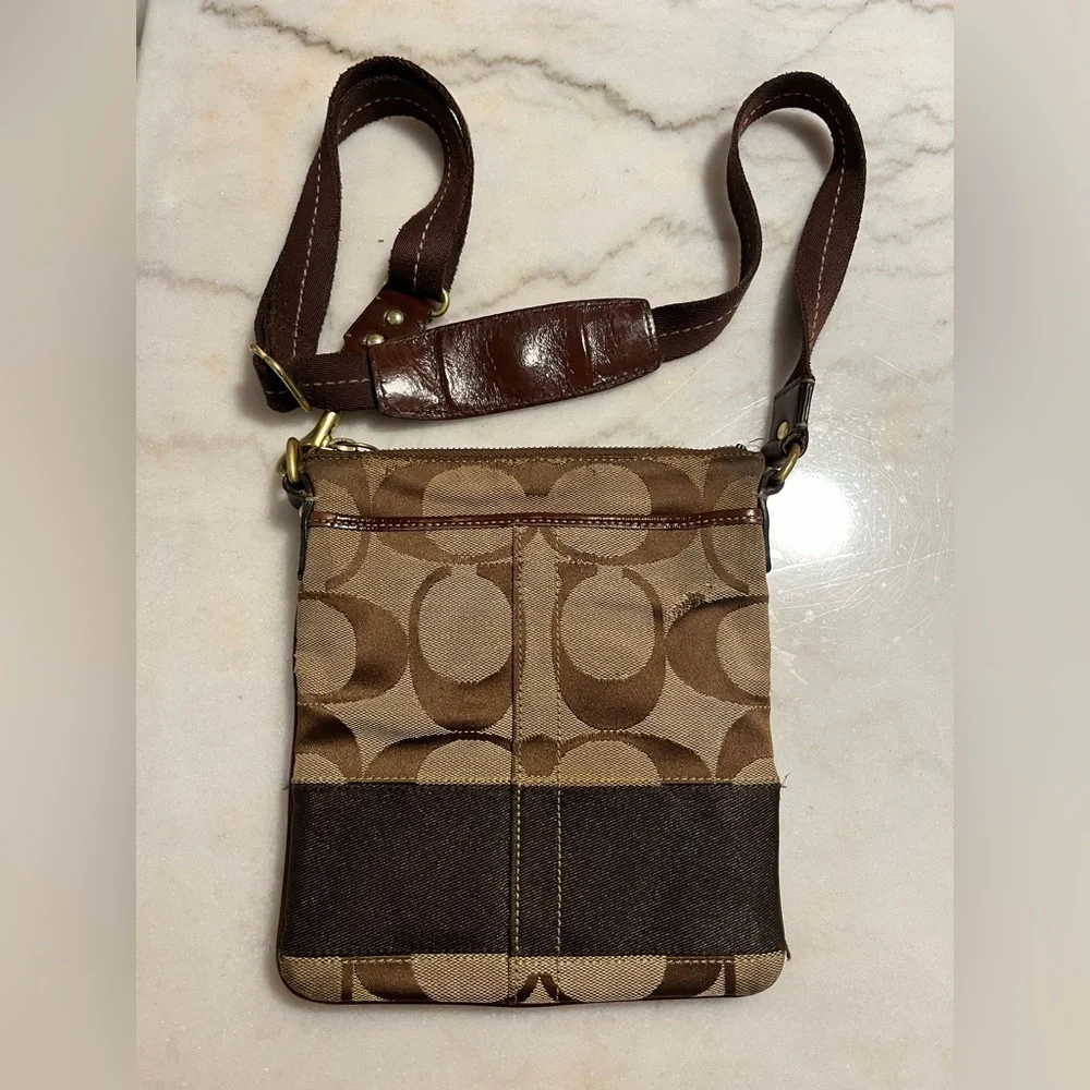 Authentic Coach Tan and Brown Signature Crossbody Bag - Picture 2 of 5